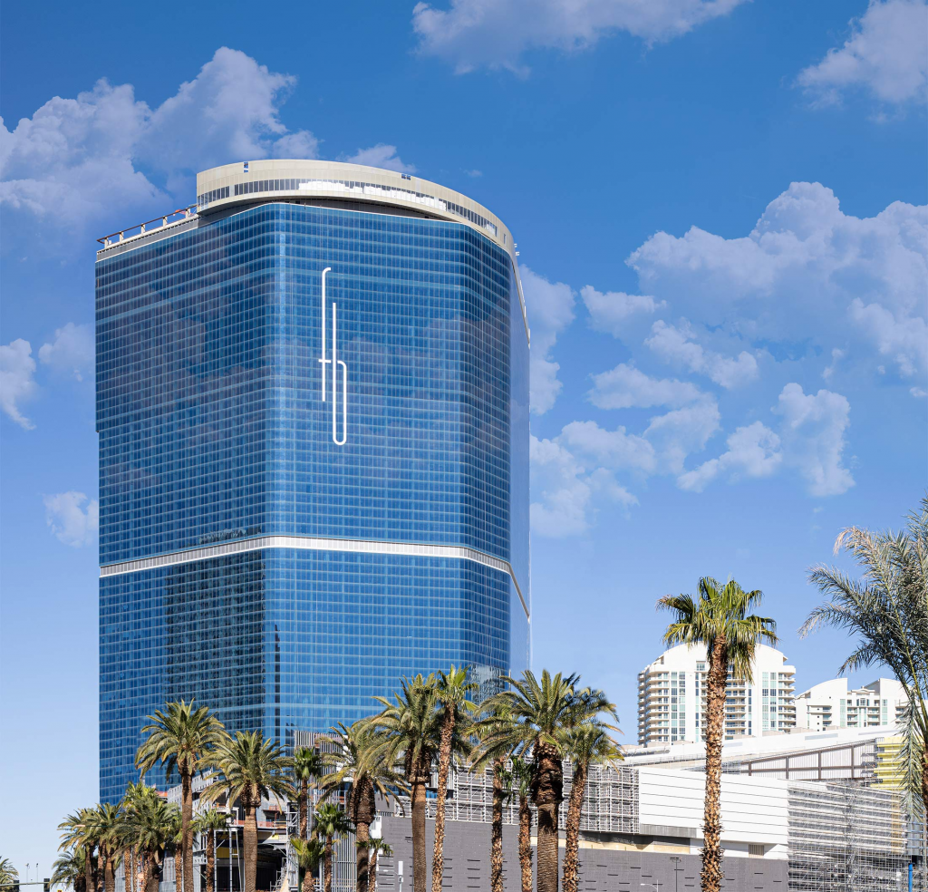 Fontainebleau Las Vegas December Opening Unaffected by Rooftop Fire